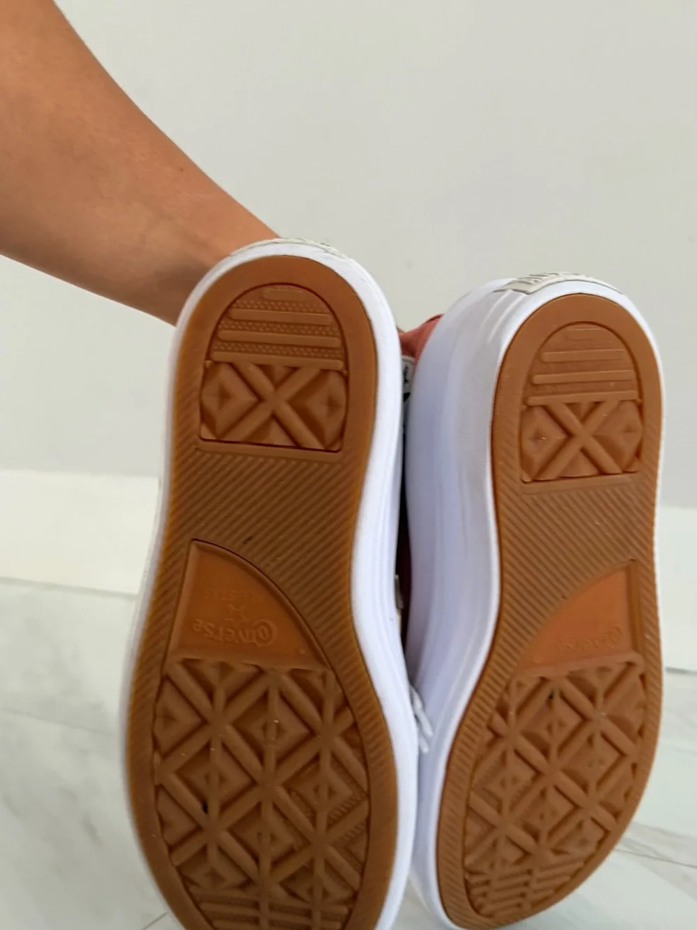 Converse high top